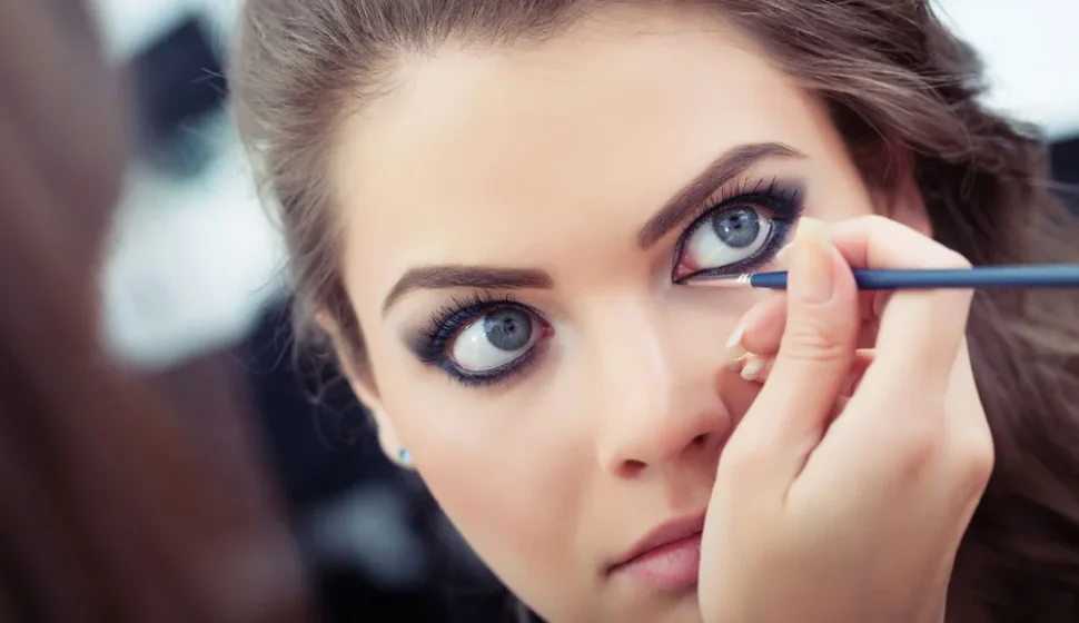 4 Make-Up Tipps für ein perfektes Date